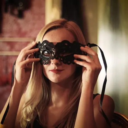 Oroom St Petersburg - Role Play For Couples In