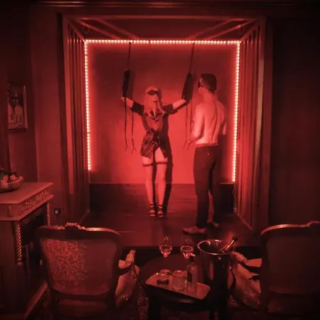 酒店 Oroom St Petersburg - Role Play For Couples In