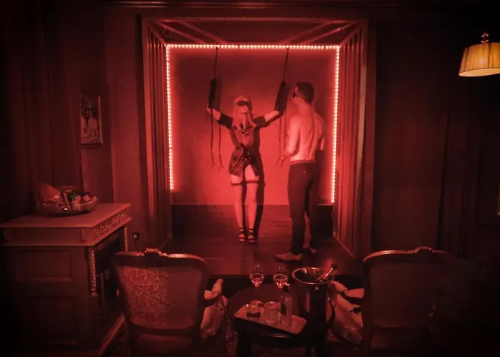 Hotel Oroom St Petersburg - Role Play For Couples In